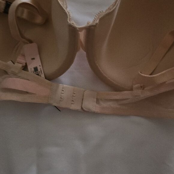 Sexy tee lightly lined demi 36D - Picture 4 of 8